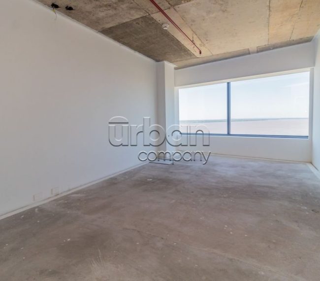 Sala com 34m², no bairro Praia de Belas em Porto Alegre