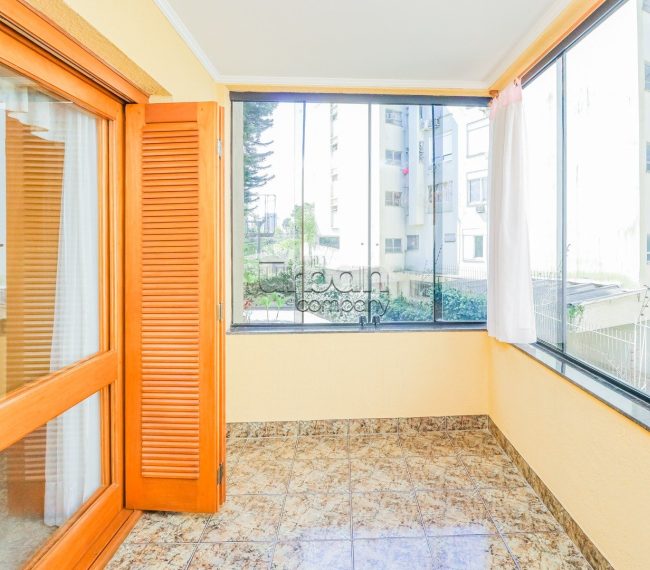 Apartamento com 124m², 2 quartos, 1 suíte, 1 vaga, no bairro Higienópolis em Porto Alegre