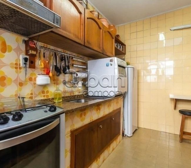 Apartamento com 103m², 3 quartos, 1 suíte, 1 vaga, no bairro Auxiliadora em Porto Alegre