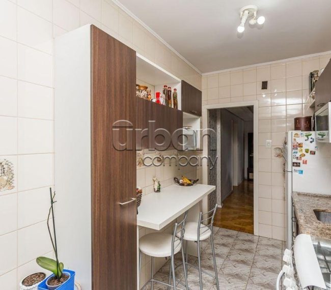 Apartamento com 67m², 2 quartos, 1 vaga, no bairro Petrópolis em Porto Alegre