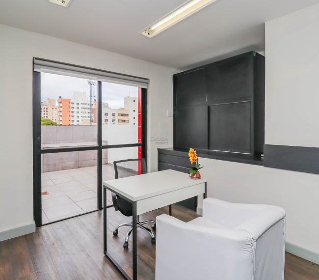 Coworking com 205m², 2 vagas, no bairro Auxiliadora em Porto Alegre