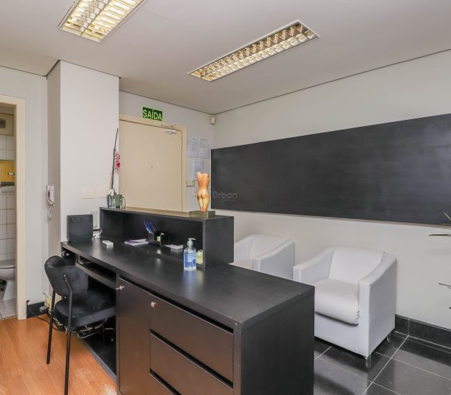 Coworking com 205m², 2 vagas, no bairro Auxiliadora em Porto Alegre