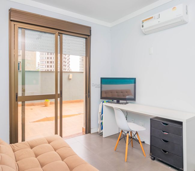 Apartamento Garden com 132m², 2 quartos, 1 vaga, no bairro Menino Deus em Porto Alegre