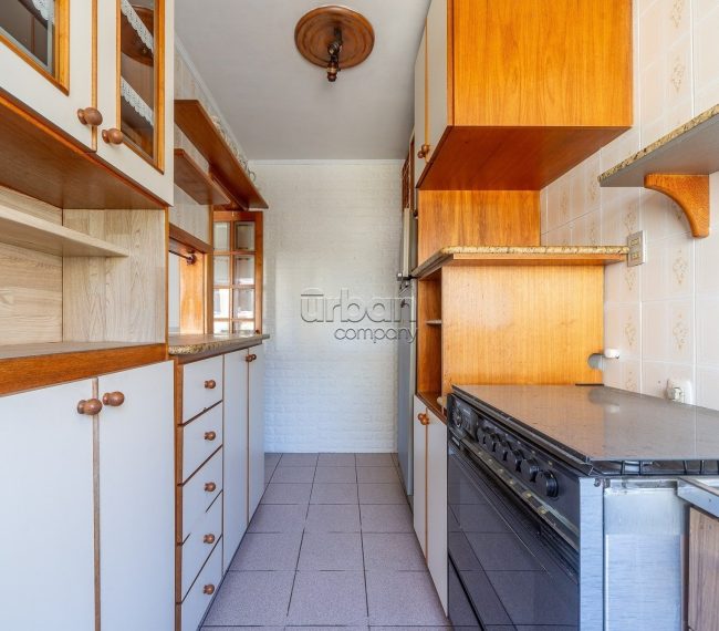 Apartamento com 59m², 2 quartos, 1 vaga, no bairro Passo da Areia em Porto Alegre