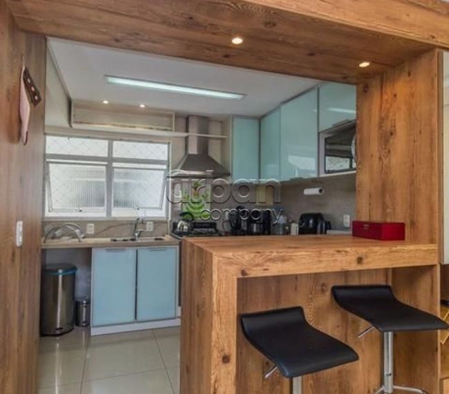 Apartamento com 98m², 3 quartos, 1 suíte, 1 vaga, no bairro Santana em Porto Alegre