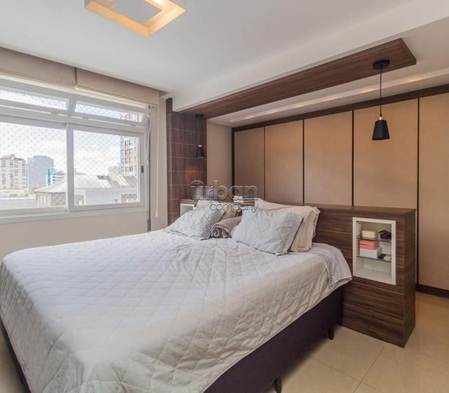 Apartamento com 98m², 3 quartos, 1 suíte, 1 vaga, no bairro Santana em Porto Alegre