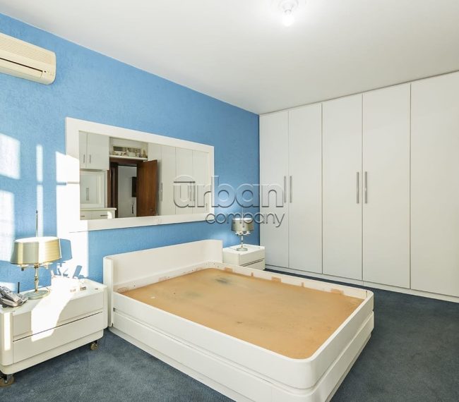 Apartamento com 217m², 3 quartos, 1 suíte, 2 vagas, no bairro Independência em Porto Alegre