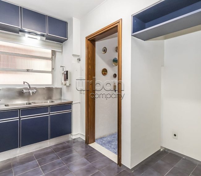 Apartamento com 217m², 3 quartos, 1 suíte, 2 vagas, no bairro Independência em Porto Alegre