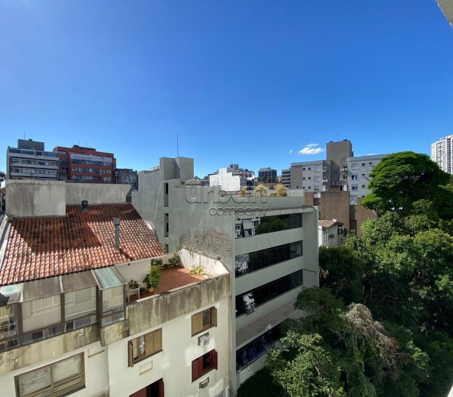 Apartamento com 66m², 2 quartos, 1 suíte, 1 vaga, no bairro Petrópolis em Porto Alegre