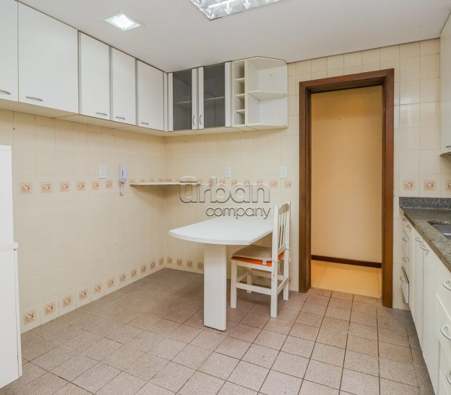 Apartamento com 82m², 3 quartos, 1 suíte, 1 vaga, no bairro Petrópolis em Porto Alegre