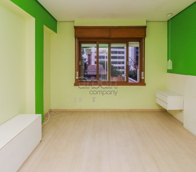 Apartamento com 82m², 3 quartos, 1 suíte, 1 vaga, no bairro Petrópolis em Porto Alegre