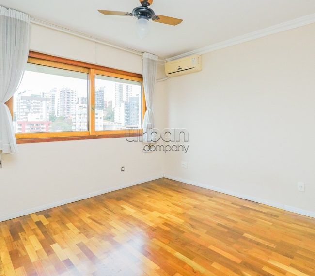 Apartamento com 111m², 3 quartos, 1 suíte, 1 vaga, no bairro Petrópolis em Porto Alegre