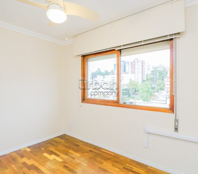 Apartamento com 111m², 3 quartos, 1 suíte, 1 vaga, no bairro Petrópolis em Porto Alegre