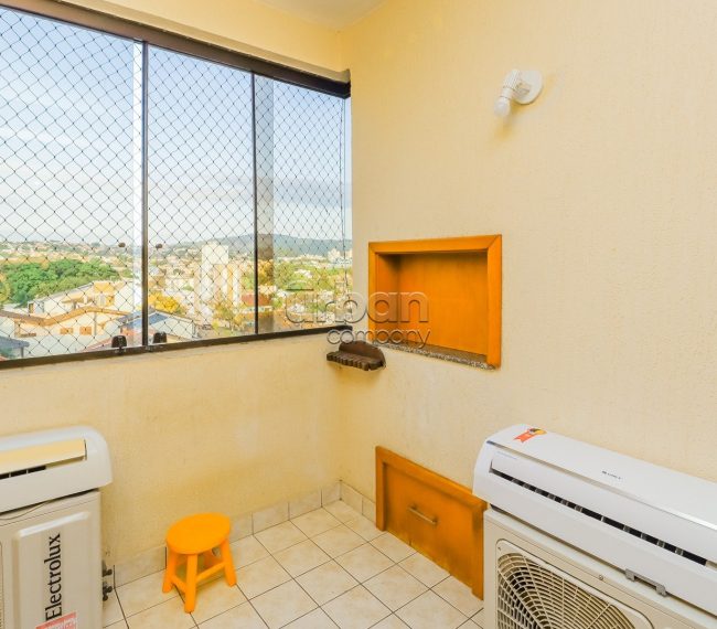 Apartamento com 72m², 3 quartos, 1 suíte, 1 vaga, no bairro Jardim do Salso em Porto Alegre