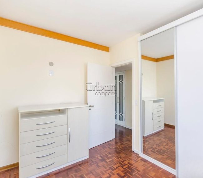 Apartamento com 78m², 2 quartos, 1 suíte, 1 vaga, no bairro Santa Cecília em Porto Alegre