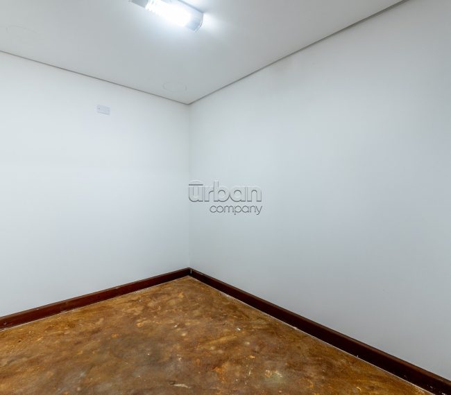 Apartamento com 189m², 3 quartos, 1 suíte, 3 vagas, no bairro Moinhos de Vento em Porto Alegre