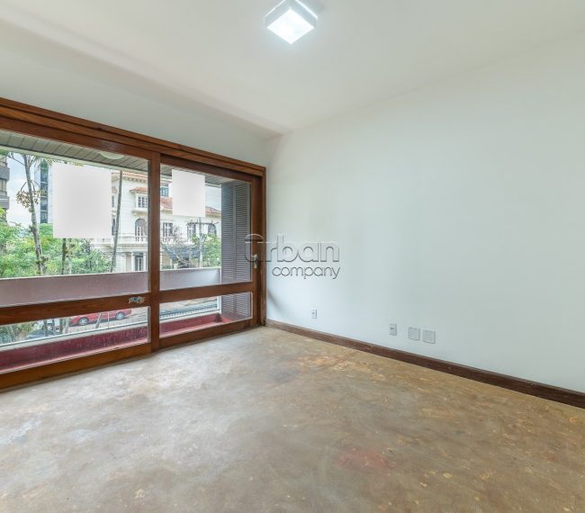 Apartamento com 189m², 3 quartos, 1 suíte, 3 vagas, no bairro Moinhos de Vento em Porto Alegre