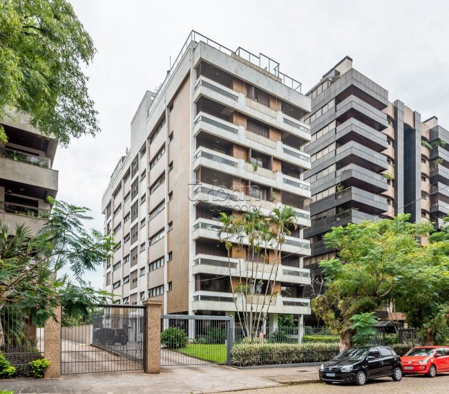 Apartamento com 189m², 3 quartos, 1 suíte, 3 vagas, no bairro Moinhos de Vento em Porto Alegre