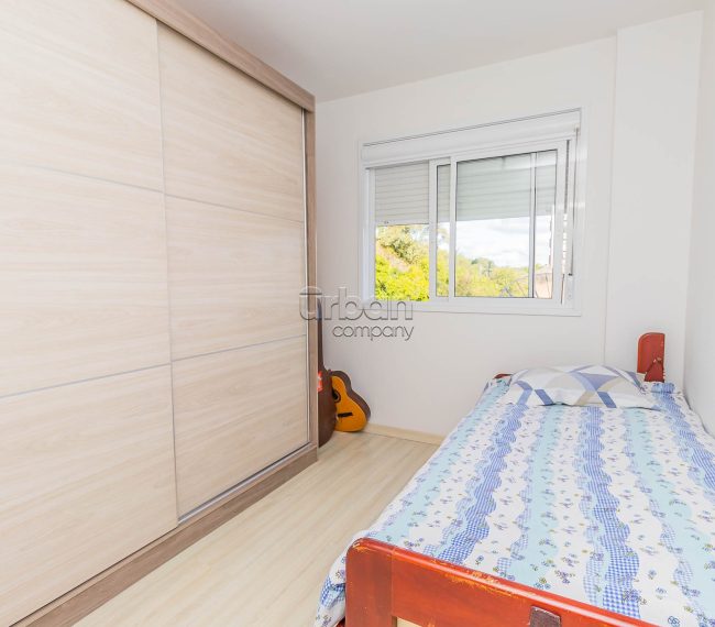 Apartamento com 59m², 2 quartos, 1 suíte, 1 vaga, no bairro Passo da Areia em Porto Alegre