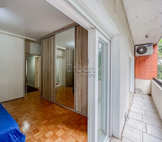 Apartamento com 186m², 4 quartos, 1 suíte, 5 vagas, no bairro Bom Fim em Porto Alegre