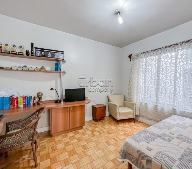 Apartamento com 186m², 4 quartos, 1 suíte, 5 vagas, no bairro Bom Fim em Porto Alegre