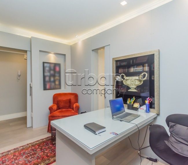 Apartamento com 257m², 3 quartos, 3 suítes, 3 vagas, no bairro Bela Vista em Porto Alegre