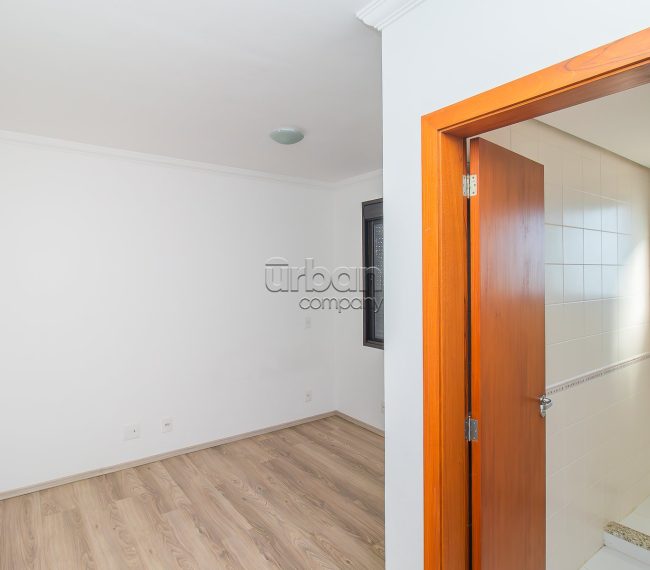 Apartamento com 75m², 2 quartos, 1 suíte, 2 vagas, no bairro Petrópolis em Porto Alegre