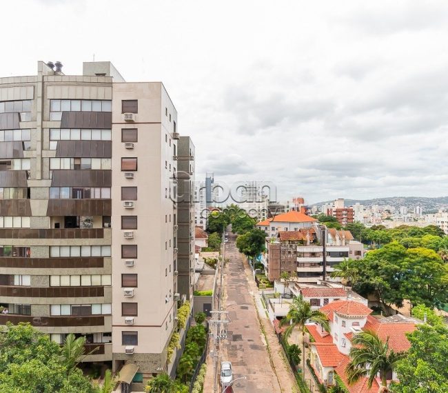 Apartamento com 80m², 2 quartos, 1 suíte, 2 vagas, no bairro Petrópolis em Porto Alegre