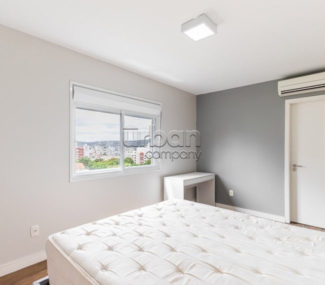 Apartamento com 80m², 2 quartos, 1 suíte, 2 vagas, no bairro Petrópolis em Porto Alegre