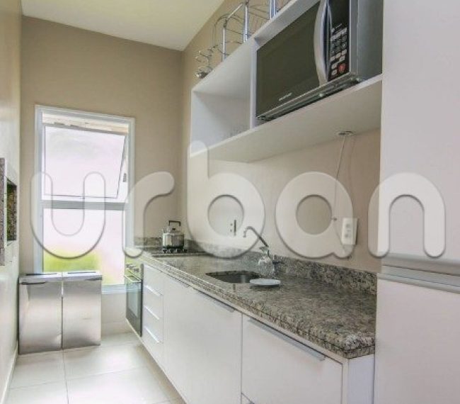 Apartamento com 56m², 2 quartos, 1 vaga, no bairro Azenha em Porto Alegre