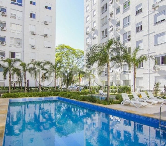 Apartamento com 56m², 2 quartos, 1 vaga, no bairro Azenha em Porto Alegre