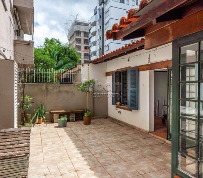 Apartamento Garden com 81m², 2 quartos, 1 vaga, no bairro Petrópolis em Porto Alegre