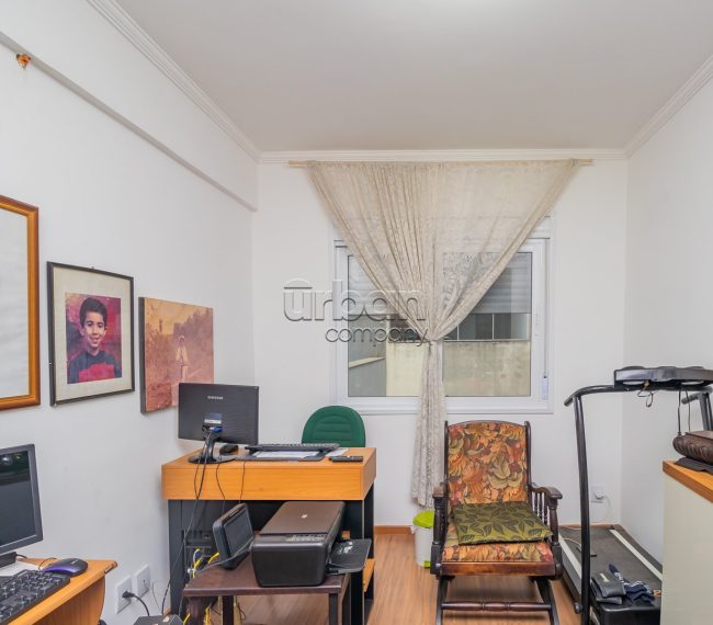 Apartamento com 129m², 2 quartos, 1 suíte, 1 vaga, no bairro Rio Branco em Porto Alegre