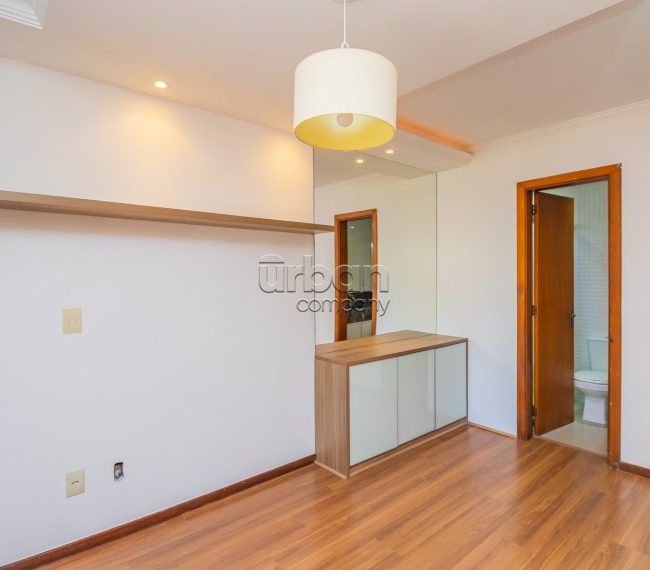 Apartamento com 112m², 3 quartos, 1 suíte, 2 vagas, no bairro Jardim Planalto em Porto Alegre