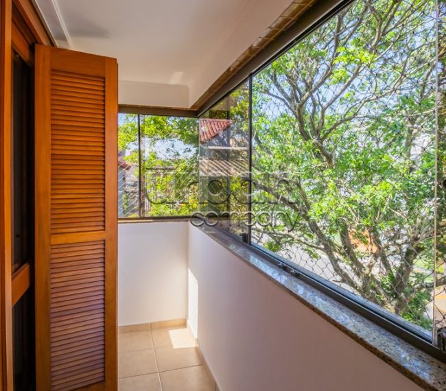 Apartamento com 112m², 3 quartos, 1 suíte, 2 vagas, no bairro Jardim Planalto em Porto Alegre