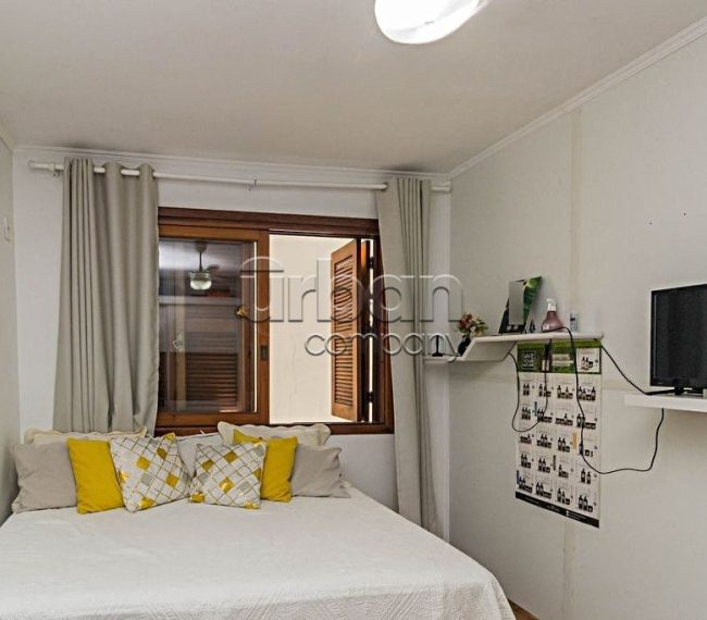 Apartamento com 110m², 3 quartos, 1 suíte, 2 vagas, no bairro Jardim Planalto em Porto Alegre