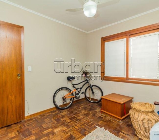 Apartamento com 104m², 3 quartos, 1 suíte, 1 vaga, no bairro Rio Branco em Porto Alegre