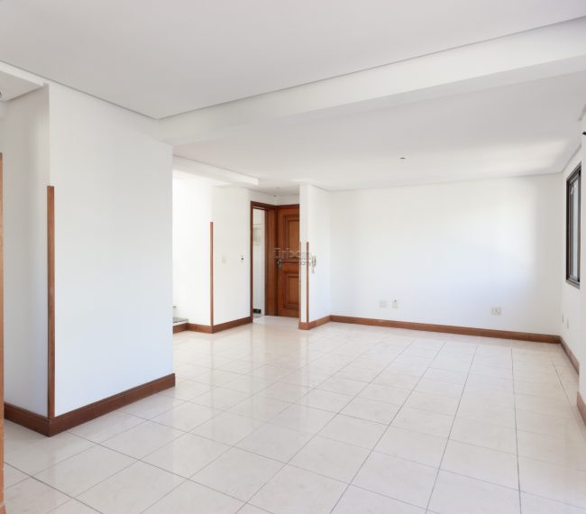 Apartamento Duplex com 130m², 3 quartos, 1 suíte, 3 vagas, no bairro Bela Vista em Porto Alegre