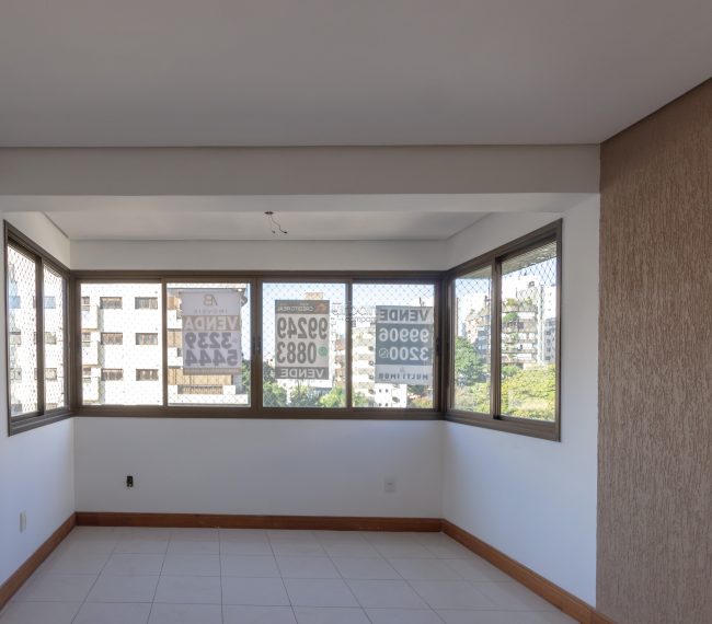 Apartamento Duplex com 130m², 3 quartos, 1 suíte, 3 vagas, no bairro Bela Vista em Porto Alegre