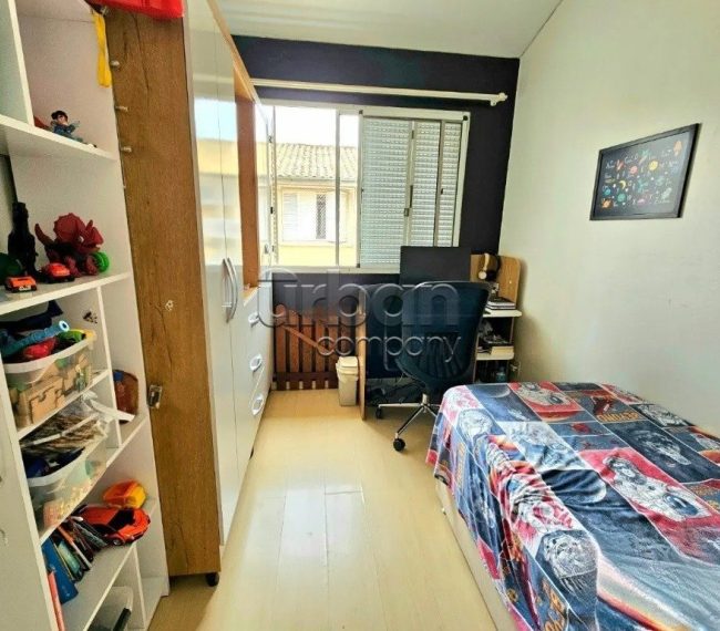 Casa em Condomínio com 69m², 2 quartos, 1 vaga, no bairro Humaitá em Porto Alegre