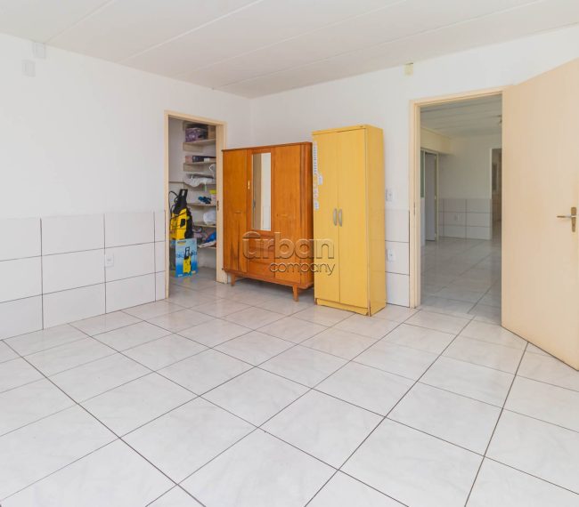 Casa com 321m², 6 quartos, 3 suítes, 5 vagas, no bairro Chácara da Pedras em Porto Alegre