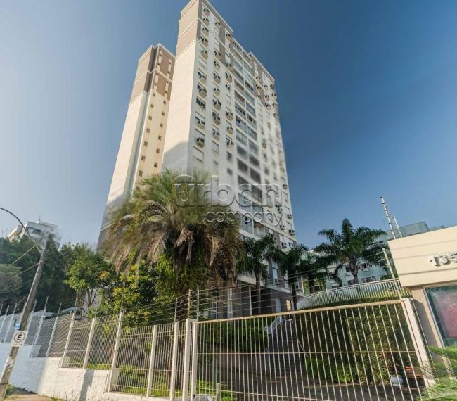 Apartamento com 75m², 3 quartos, 1 suíte, 2 vagas, no bairro Cristo Redentor em Porto Alegre