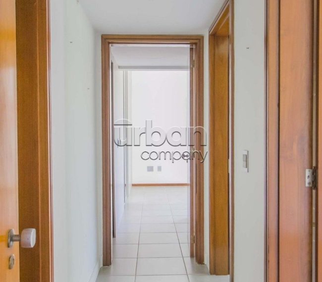 Apartamento com 133m², 3 quartos, 1 suíte, 2 vagas, no bairro Moinhos de Vento em Porto Alegre