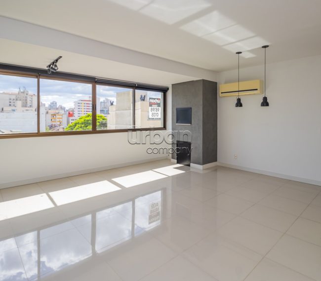 Apartamento com 83m², 2 quartos, 2 vagas, no bairro Floresta em Porto Alegre