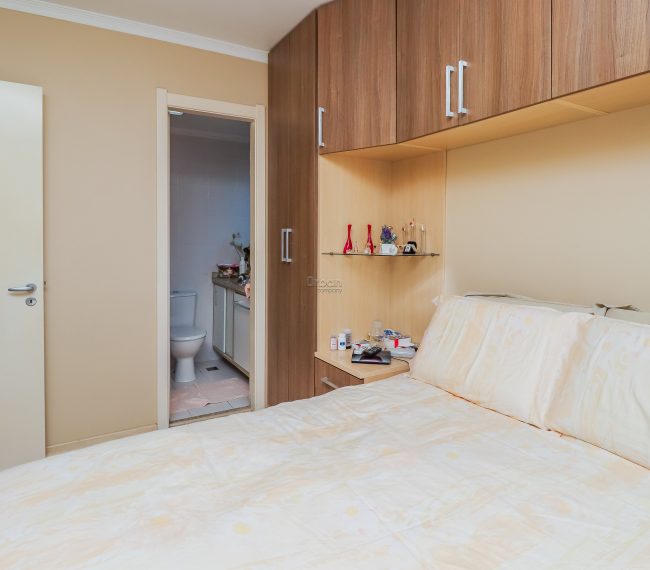 Apartamento com 60m², 2 quartos, 1 suíte, 1 vaga, no bairro Cristo Redentor em Porto Alegre