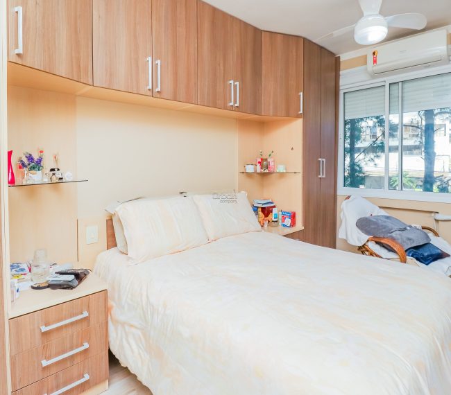 Apartamento com 60m², 2 quartos, 1 suíte, 1 vaga, no bairro Cristo Redentor em Porto Alegre