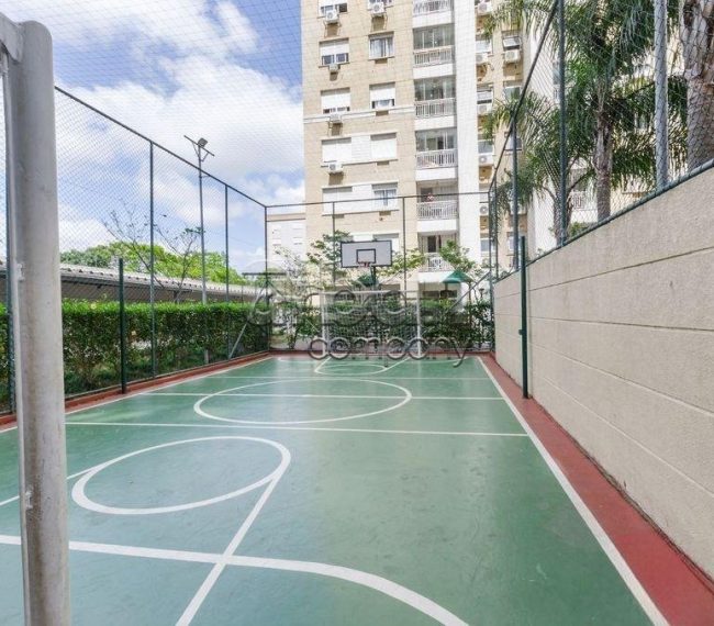 Apartamento com 62m², 2 quartos, 1 vaga, no bairro Vila Ipiranga em Porto Alegre