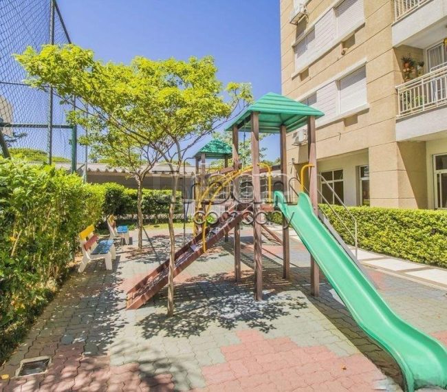 Apartamento com 62m², 2 quartos, 1 vaga, no bairro Vila Ipiranga em Porto Alegre