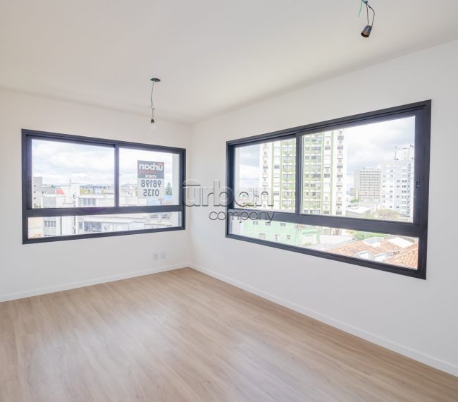 Apartamento com 62m², 2 quartos, 1 suíte, 1 vaga, no bairro Rio Branco em Porto Alegre