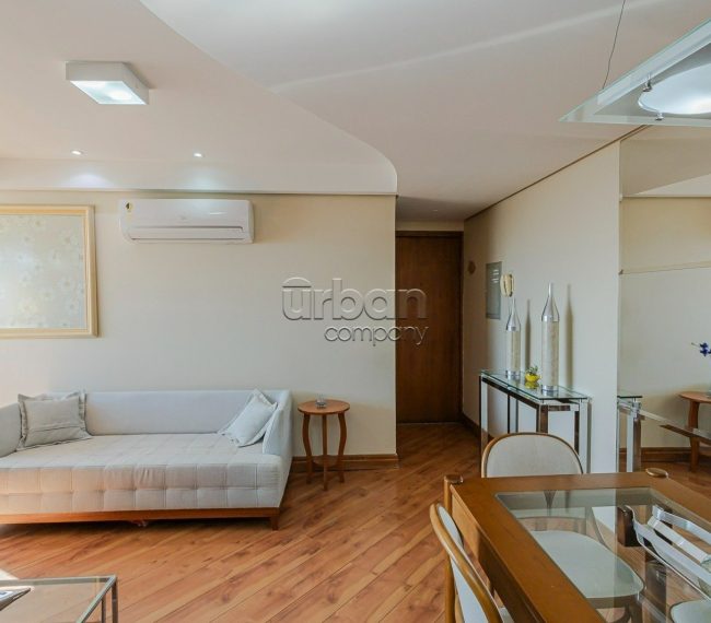 Apartamento com 82m², 3 quartos, 1 suíte, 2 vagas, no bairro Passo da Areia em Porto Alegre